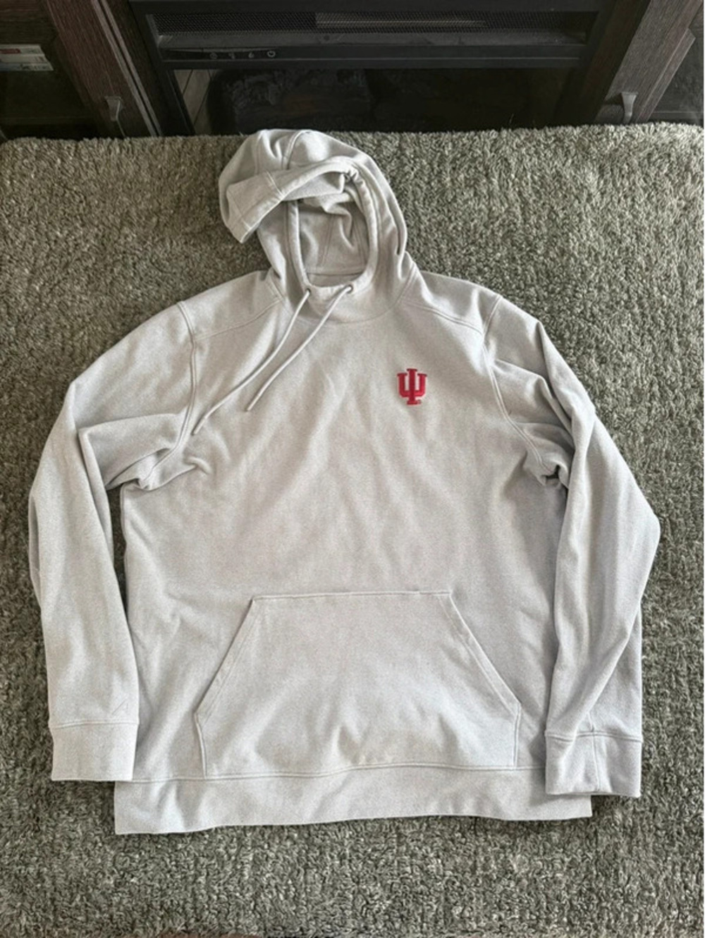 Antigua Indiana University Light Gray Pullover Hoodie with Red IU Logo